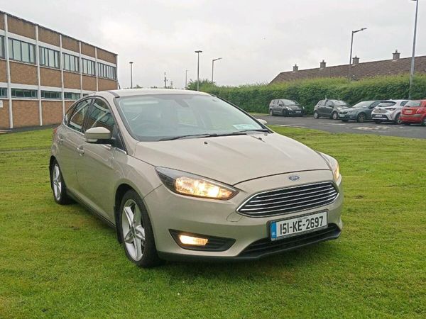 Ford Focus Hatchback, Diesel, 2015, Silver