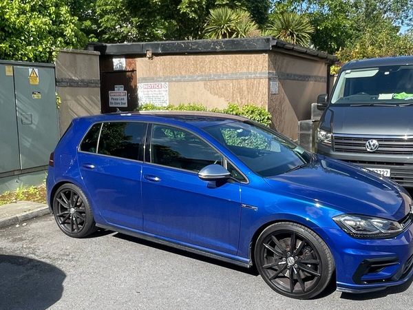 Volkswagen Golf Estate, Petrol, 2019, Blue
