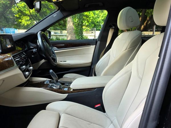 BMW 5-Series Estate, Diesel, 2019, Black