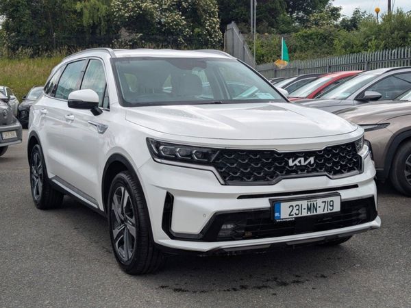 Kia Sorento SUV, Petrol Plug-in Hybrid, 2023, White