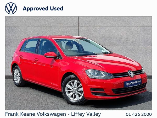 Volkswagen Golf Hatchback, Petrol, 2016, Red