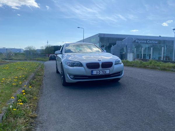 BMW 5-Series Saloon, Diesel, 2011, Silver