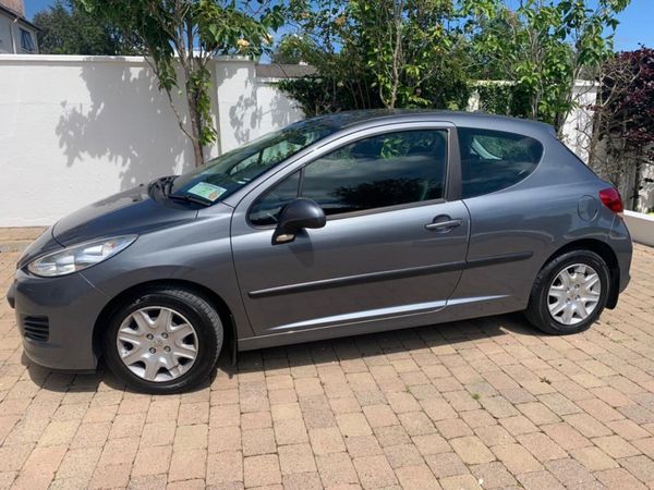 Peugeot 207 Hatchback, Diesel, 2009, Grey