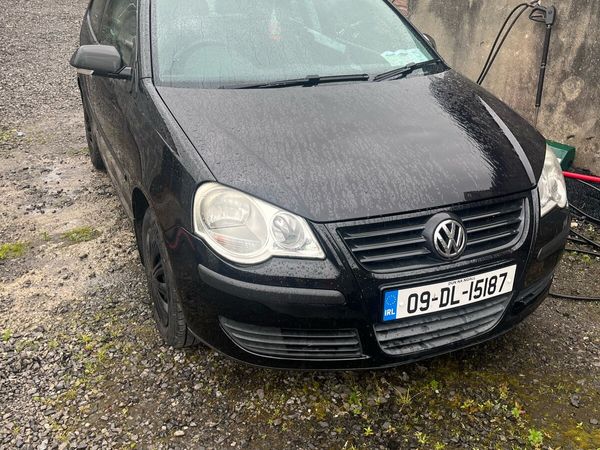 Volkswagen Polo Hatchback, Petrol, 2009, Black