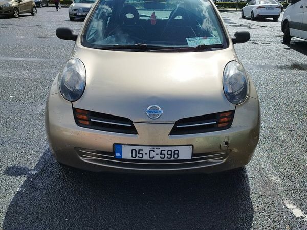 Nissan Micra Hatchback, Petrol, 2005, Gold
