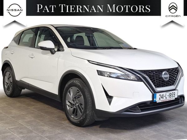 Nissan Qashqai MPV, Petrol, 2024, White