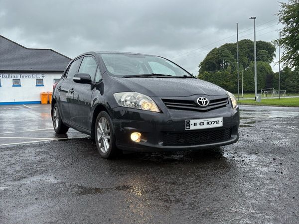 Toyota Auris Hatchback, Diesel, 2011, Black