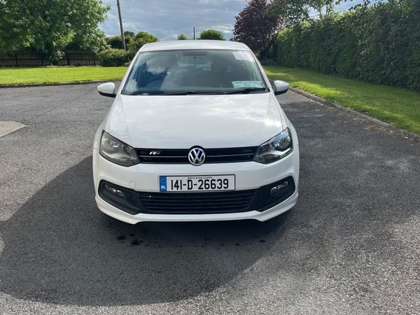 Volkswagen Polo Hatchback, Petrol, 2014, White