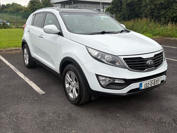 Kia Sportage SUV, Diesel, 2013, White