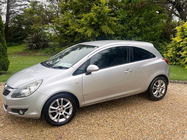 Vauxhall Corsa Hatchback, Petrol, 2009, Silver