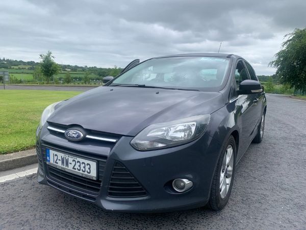 Ford Focus Hatchback, Diesel, 2012, Grey