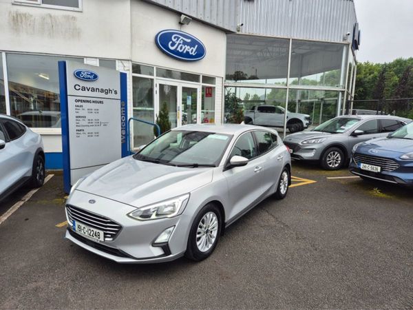 Ford Focus Hatchback, Diesel, 2019, Grey