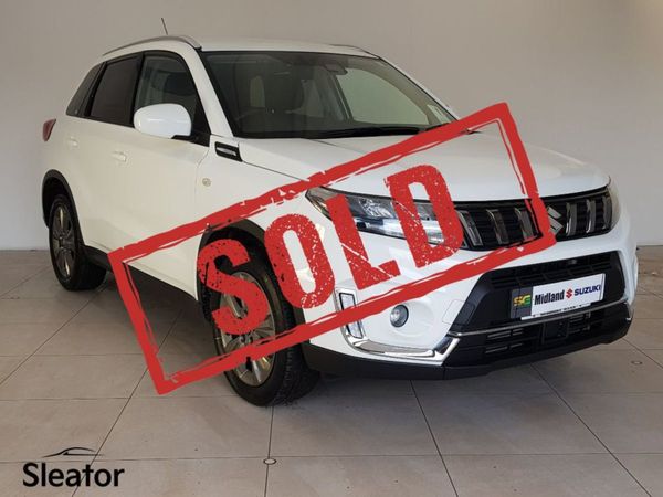 Suzuki Vitara Hatchback, Petrol, 2022, White