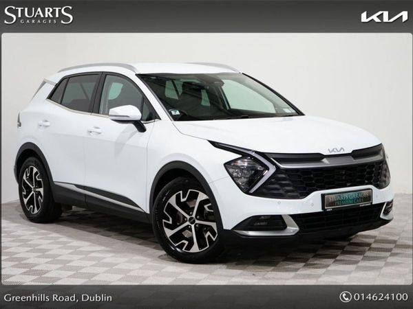 Kia Sportage MPV, Diesel, 2022, White