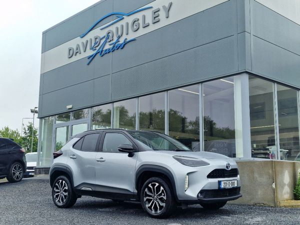 Toyota Yaris Cross Hatchback, Hybrid, 2023, Silver