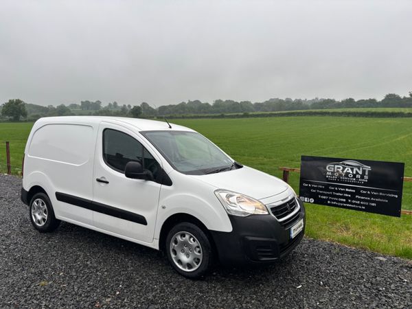 Peugeot Partner MPV, Diesel, 2017, White