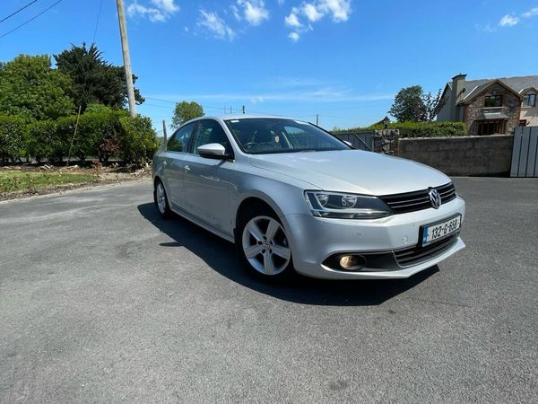 Volkswagen Jetta Saloon, Diesel, 2013, Silver