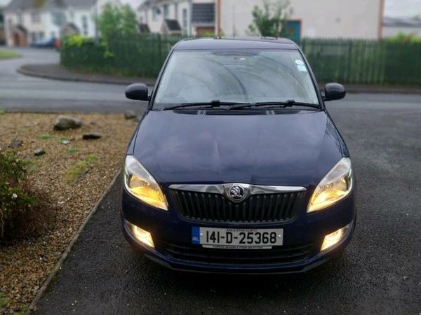 Skoda Fabia Hatchback, Petrol, 2014, Blue
