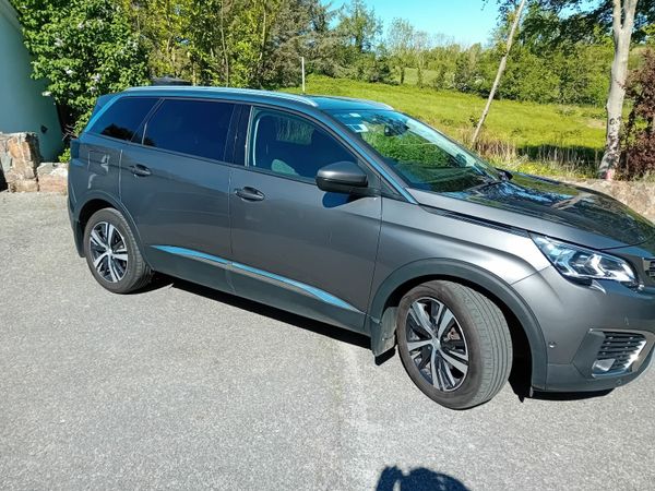 Peugeot 5008 MPV, Diesel, 2020, Grey