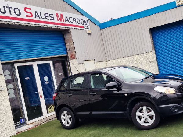 Nissan Qashqai Hatchback, Petrol, 2011, Black