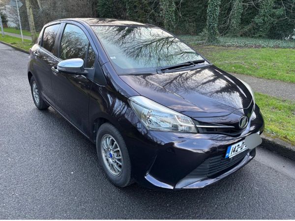 Toyota Vitz Hatchback, Petrol, 2014, Purple
