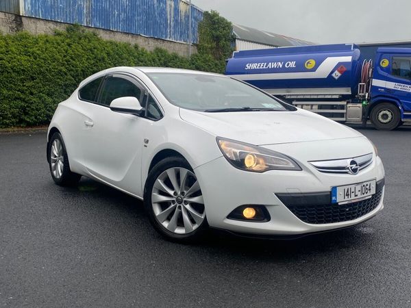 Opel Astra Hatchback, Diesel, 2014, White