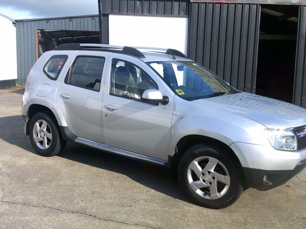 Dacia Duster SUV, Diesel, 2015, Silver