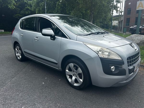 Peugeot 3008 MPV, Diesel, 2011, Grey