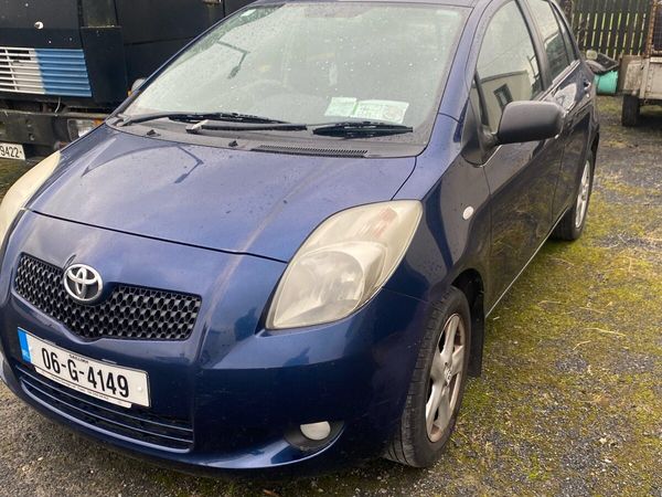 Toyota Yaris Hatchback, Petrol, 2006, Blue