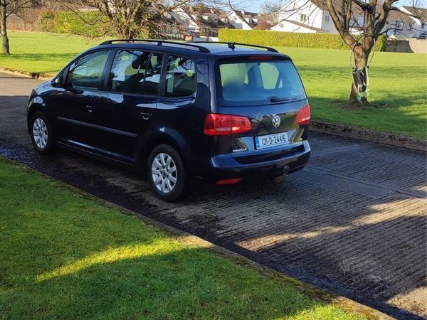Volkswagen Touran MPV, Diesel, 2013, Blue