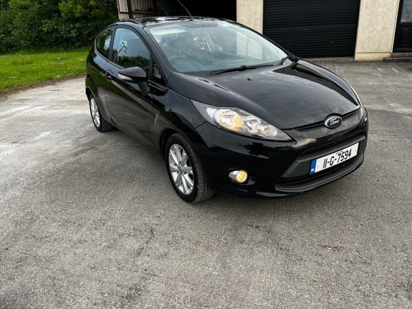 Ford Fiesta Hatchback, Diesel, 2011, Black