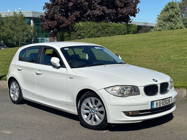 BMW 1-Series Hatchback, Petrol, 2011, White