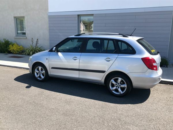 Skoda Fabia Estate, Petrol, 2013, Silver