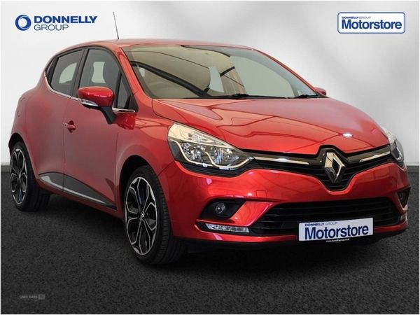 Renault Clio , Petrol, 2019, Red