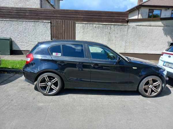 BMW 1-Series Hatchback, Petrol, 2006, Black