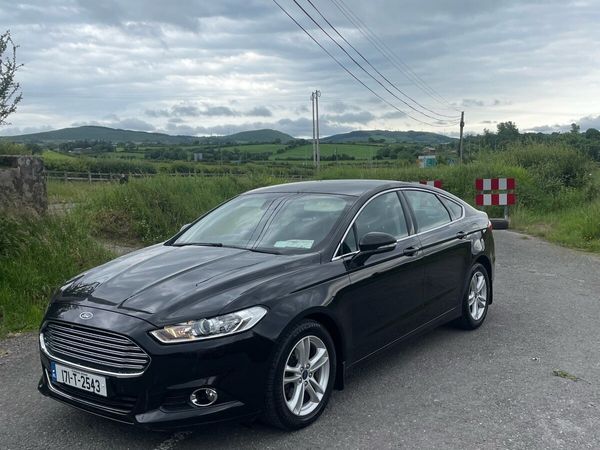 Ford Mondeo Hatchback, Diesel, 2017, Black