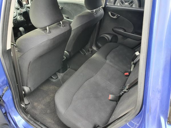 Honda Fit Hatchback, Petrol, 2012, Blue
