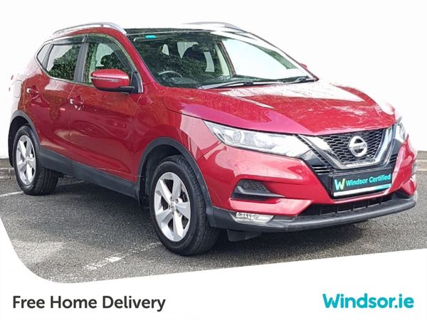 Nissan Qashqai MPV, Petrol, 2019, Red
