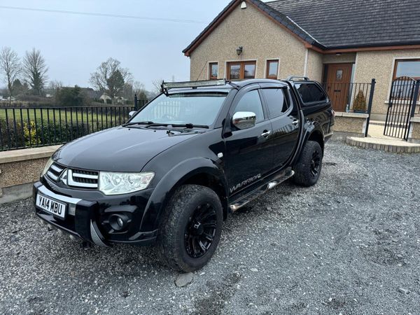 Mitsubishi L200 Pick Up, Diesel, 2014, Black