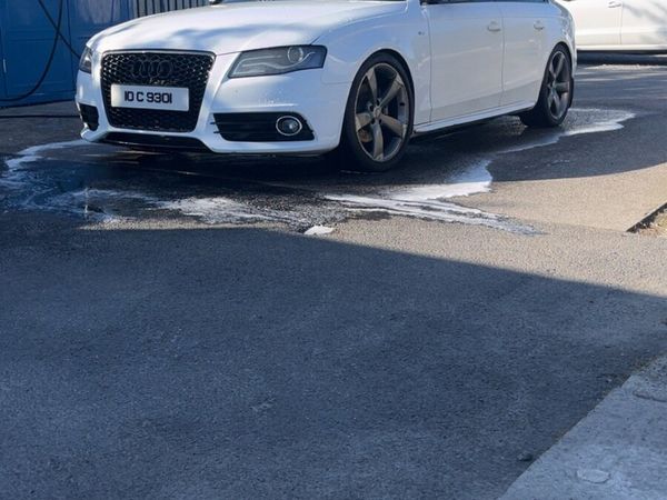 Audi A4 Saloon, Diesel, 2010, White