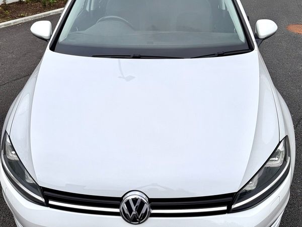 Volkswagen Golf Hatchback, Petrol, 2015, White