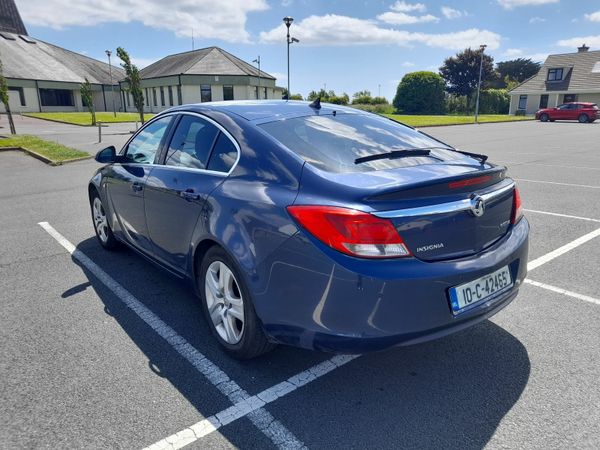 Vauxhall Insignia Hatchback, Diesel, 2010, Blue
