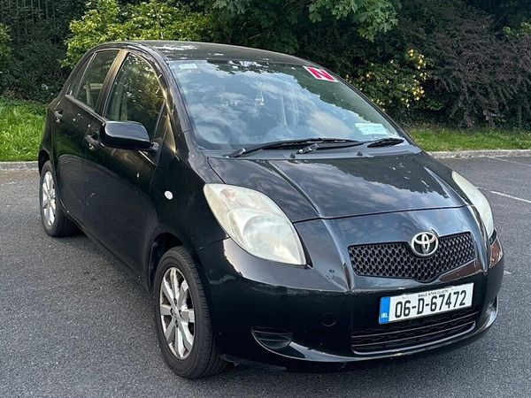 Toyota Yaris Hatchback, Petrol, 2006, Black