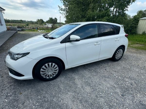 Toyota Auris Van, Diesel, 2016, White