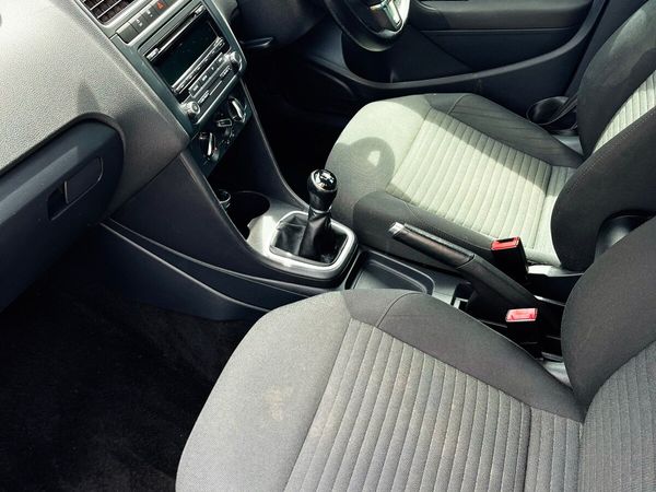 Volkswagen Polo Hatchback, Petrol, 2012, Black