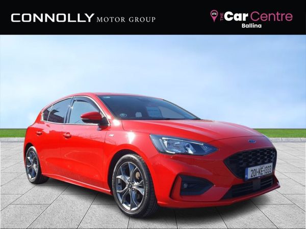 Ford Focus Hatchback, Petrol, 2020, Red