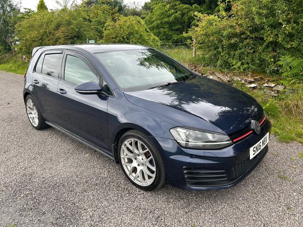 Volkswagen Golf Hatchback, Diesel, 2016, Blue
