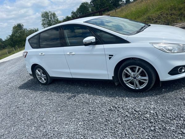 Ford S-Max MPV, Diesel, 2016, White