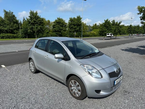 Toyota Yaris Hatchback, Diesel, 2006, Silver