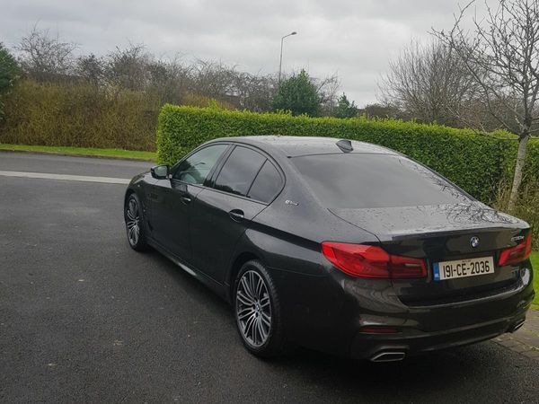 BMW 5-Series Saloon, Petrol Plug-in Hybrid, 2019, Grey